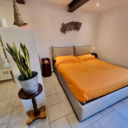Ferienwohnung Poetico Monolocale Indipendente Nell'Antico Pastificio Rom Exterior foto